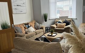 Modern, Spacious And Central Location